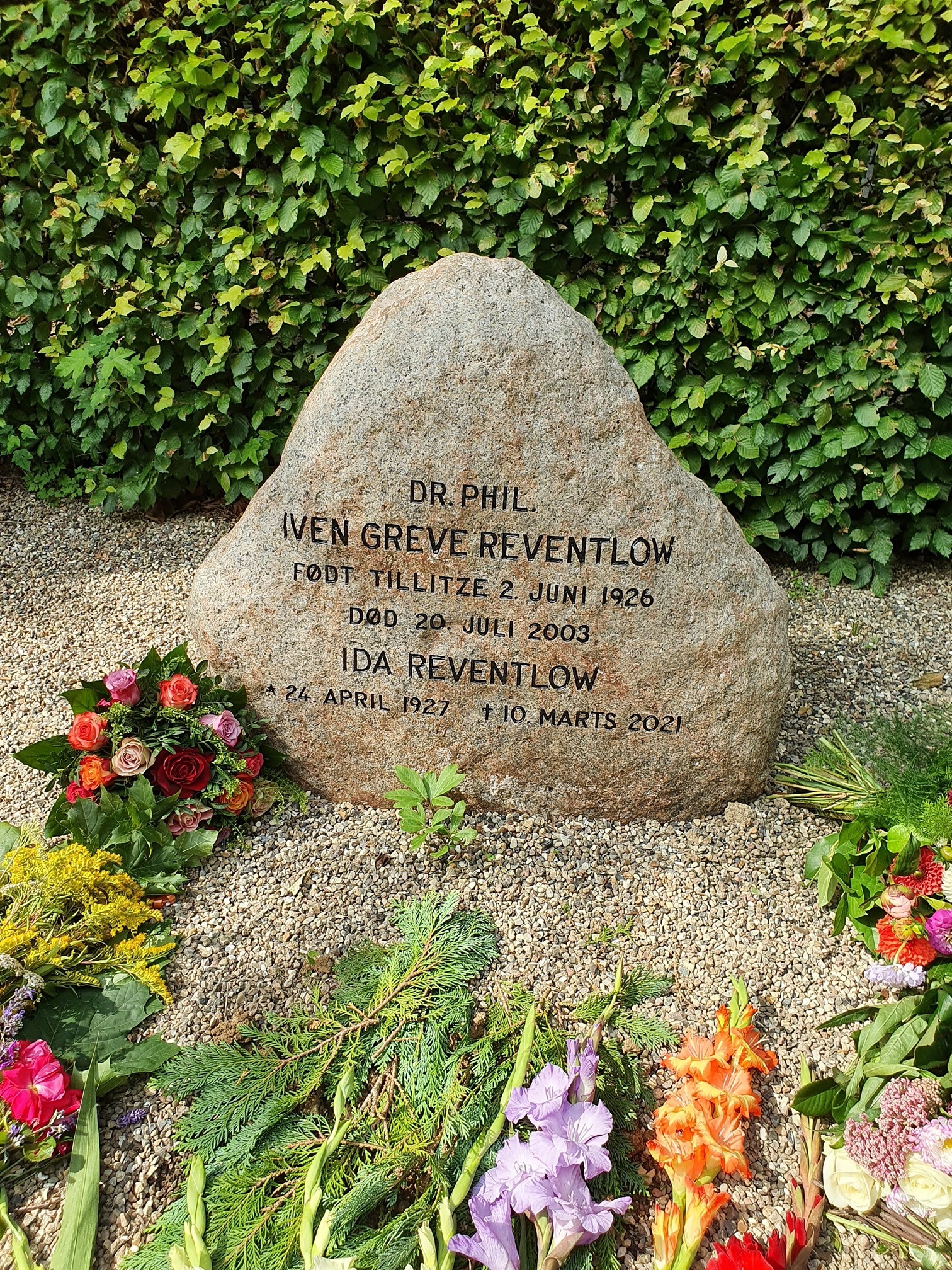 Reventlow, Iven og Ida f. Branner